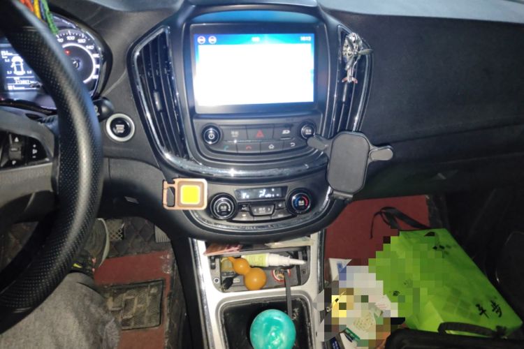 Used Baojun 560 2015 1.8L manual luxury version