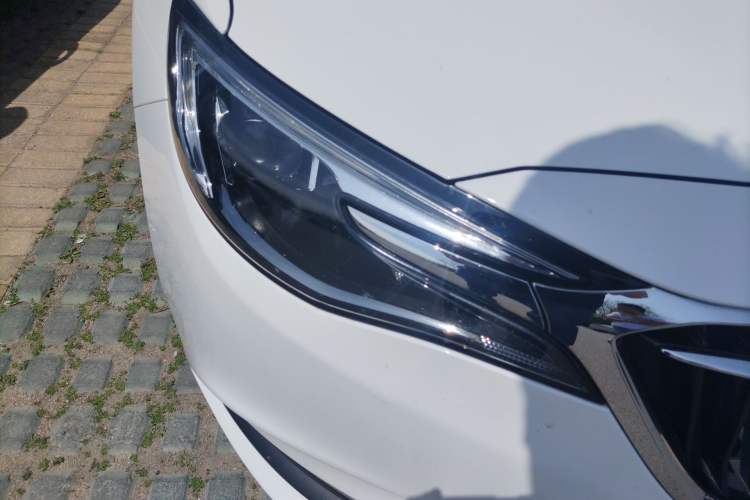 Used Buick GT 2021 Exemplar 1.5L Automatic Elite Version Right Front Headlight