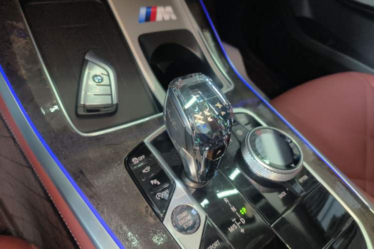 Used BMW X5 2022 Restyled xDrive 30Li Luxury Version M Sport Package
