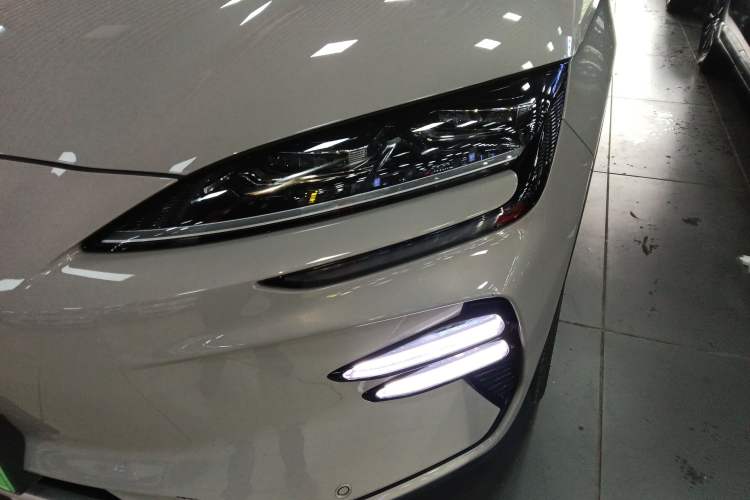 Used BYD Song PLUS New Energy 2023 Champion Edition EV 520KM Prestige Model