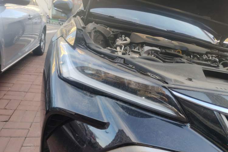 Used Toyota Avalon 2024 Dual-Motor 2.0L Luxury Edition