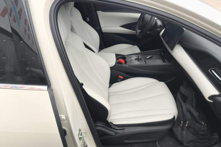 Used BYD Seal 06 New Energy 2024 DM-i 80KM Prestige Model
