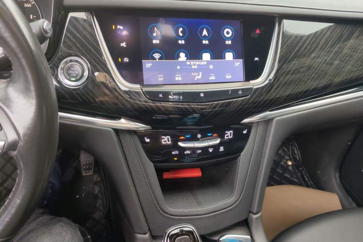 Used Cadillac XT6 2020 28T Six-Seater Four-Wheel-Drive Luxury Version Audio And AC Panel