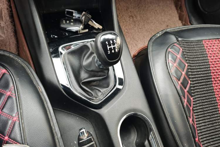 Used Soueast DX3 2018 1.5L Manual Luxury Model