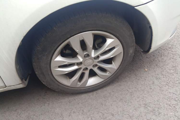 Used Geely Auto Emgrand 2015 Sedan 1.5L Manual - Top Trim Level
