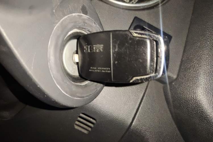 Used BAIC Off-Road BJ40 2016 40L 2.3T Automatic All-Wheel Drive Premium Edition Vehicle Key