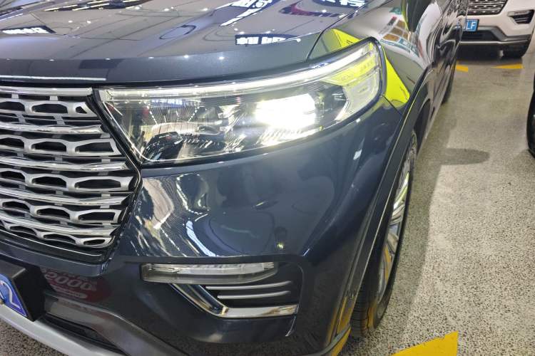 Used Ford Explorer 2020 EcoBoost 285 4x4 Titanium Edition 6 Seats