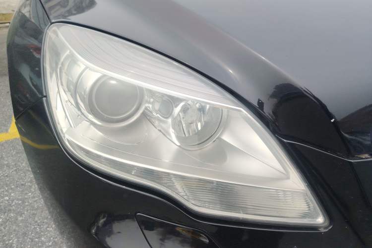 Used Mercedes-Benz R-Class 2011 R 300 L Luxury Model Right Front Headlight