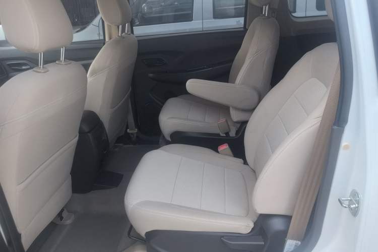 Used Wuling Hongguang 2019 1.5L S Standard Version China VI LAR
