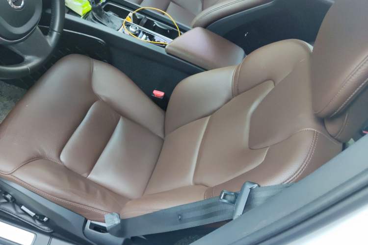 Used Volvo S60 2021 T4 Zhiyi Luxury Edition