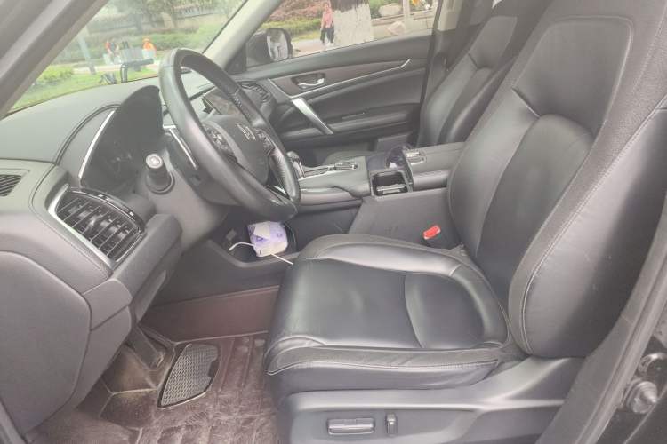 Used Honda Avancier 2017 240TURBO Two-Wheel Drive Luxury Edition Left Front Seat