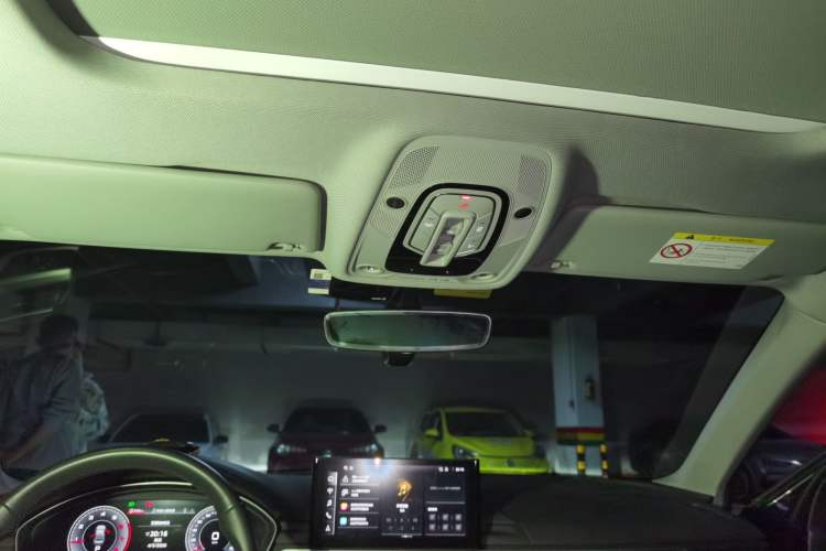 Used Audi A4L 2022 40 TFSI Luxury Dynamic Model