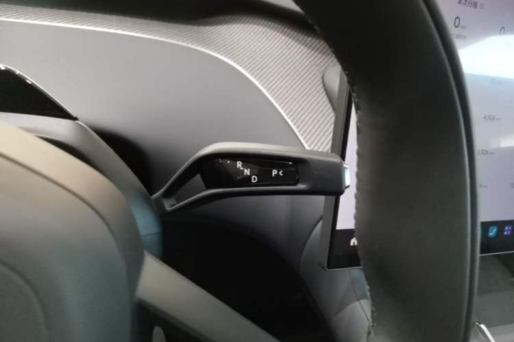 Used Xiaomi Auto YU7 2025 Ultra-Long Range High-Performance All-Wheel-Drive Max Edition
