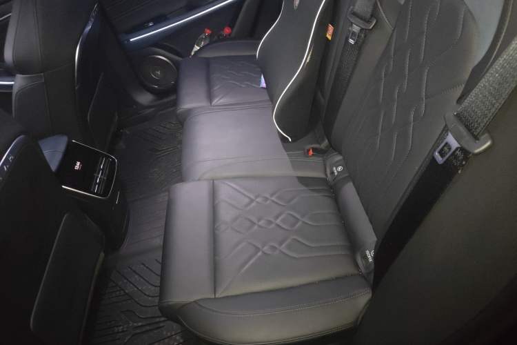 Used VOYAH FREE 2024 Ultra-Long Range Intelligent Driving Version Left Rear Seat