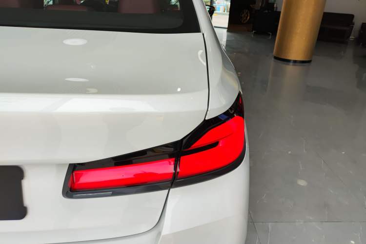 Used BMW 5 Series 2022 Restyled 525Li M Sport Package
