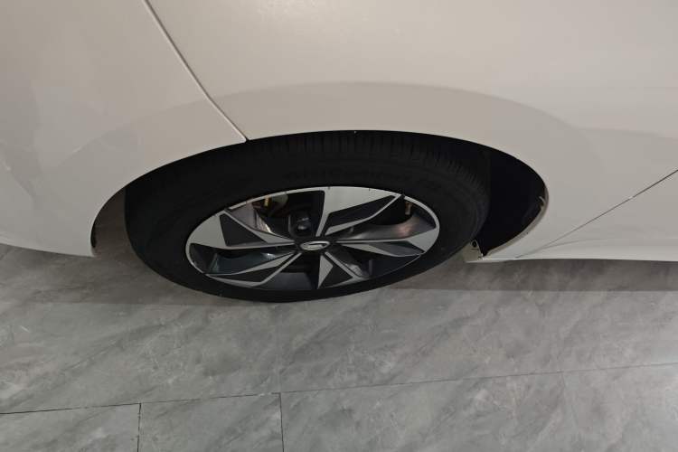 Used GAC Trumpchi M6 2023 PRO 270T DCT Luxury Edition Left Front Wheel Hub