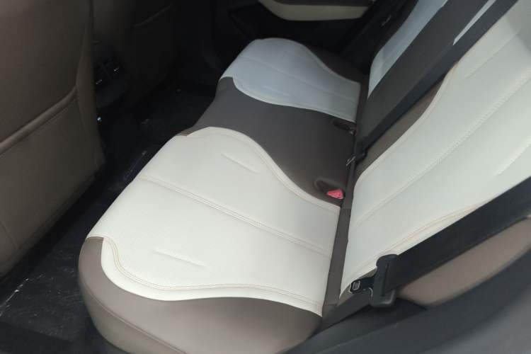 Used BYD Qin PLUS 2024 HONOR Edition DM-i 55KM Leading Model
