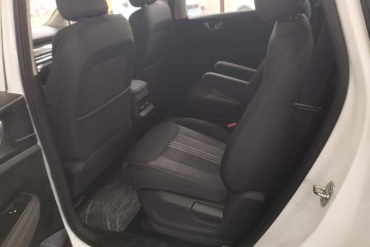 Used Wuling Jiachen 2022 1.5L Manual Enjoyment Elite Model Left Rear Seat