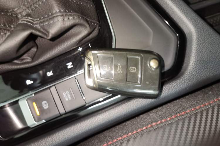 Used Volkswagen Tiguan L 2023 Restyled 330TSI Automatic Two-Wheel Drive R-Line Flagship Edition Vehicle Key