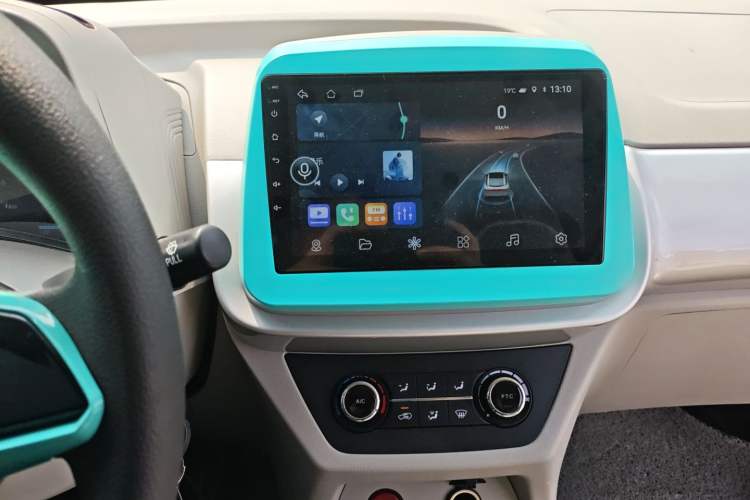 Used JMEV Xiao Qilin 2023 Joyful Edition 201km Comfort Model Audio And AC Panel