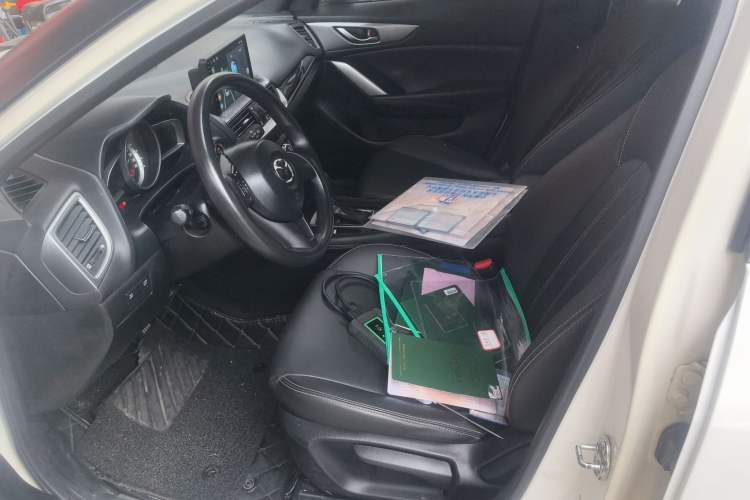 Used Mazda CX-4 2016 2.0L Automatic 2WD Blue Sky Dynamic Edition
