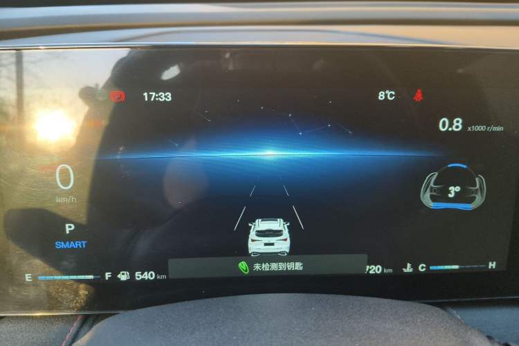 Used CHANGAN OSHAN X5 PLUS 2023 Revised Version 1.5T DCT Navigation Edition
