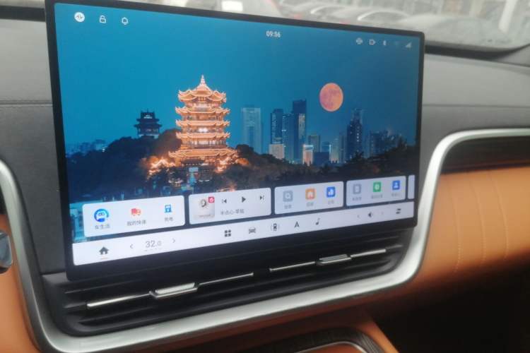 Used Dongfeng eπ eπ008 2025 210Max Range-Extended Version 5 Seats