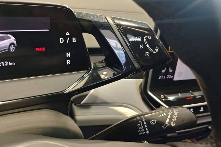 Used Volkswagen ID.6 CROZZ 2022 Long-Range PRO Edition