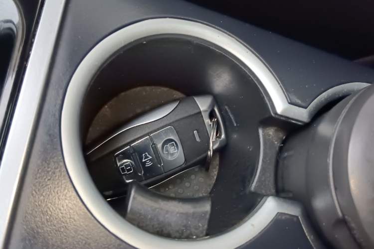 Used Haval H2 2016 Red Label 1.5T Manual Two-Wheel Drive Elite Model