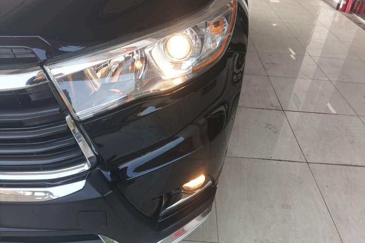 Used Toyota Highlander 2015 2.0T Four-Wheel Drive Luxury Edition 7-Seater