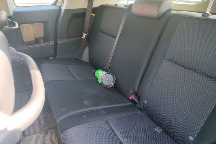 Used Toyota FJ Cruiser 
