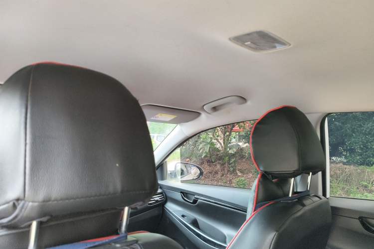 Used Hyundai Celesta 2020 1.6L Automatic GL Enjoyable Edition Headliner