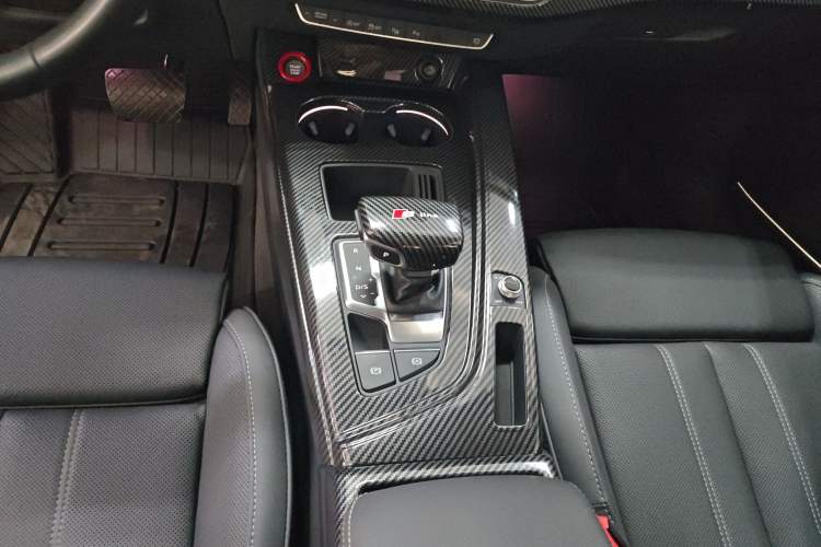 Used Audi A4L 2020 40 TFSI Luxury Dynamic Model