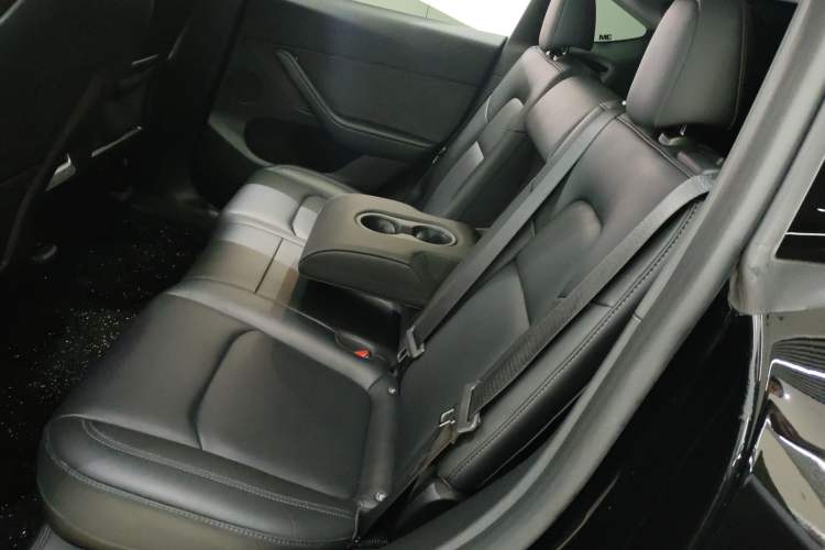 Used Tesla Model Y 2023 Rear-Wheel-Drive Version