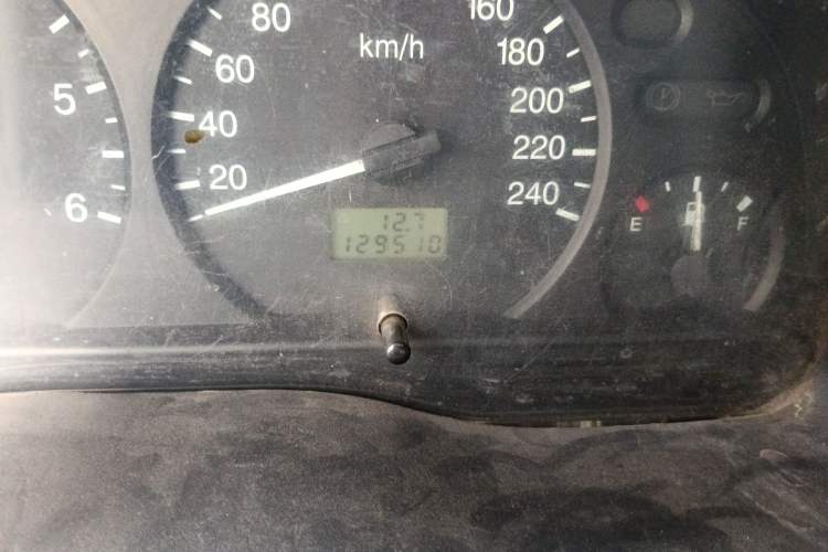 Used Ford Classic Transit 2013 2.8T Diesel Logistics Model with Short Wheelbase and Mid-Roof JX493ZLQ4