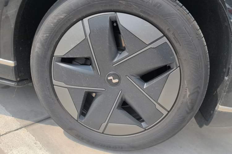 Used ONVO Luxeed L90 