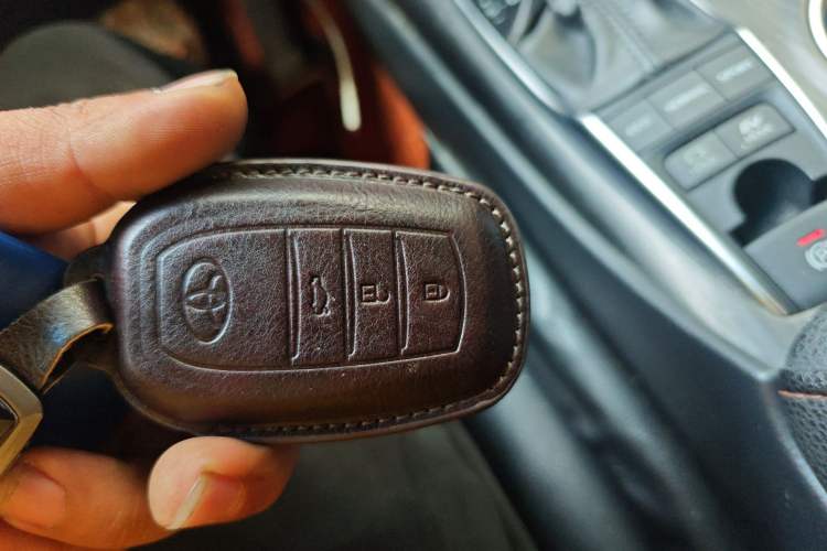 Used Toyota Camry 2021 Dual-Motor 2.5 HGVP Leading Edition
