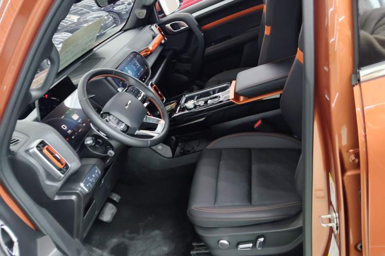 Used Haval DARGO 2021 2.0T DCT Two-Wheel Drive Chinese Mastiff Edition
