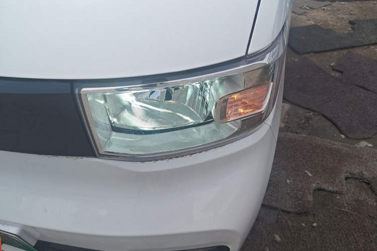 Used Wuling Hongguang MINIEV 2022 Zizai Version Lithium Iron Phosphate Left Front Headlight