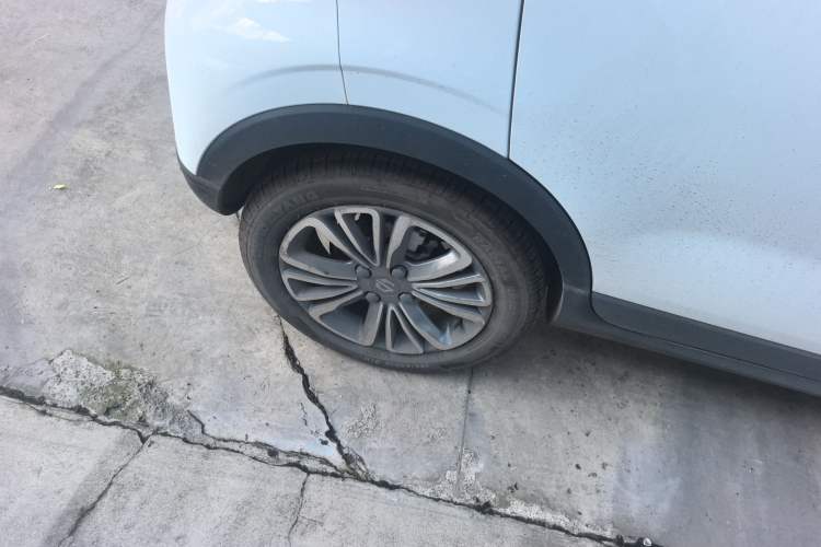 Used Leapmotor T03 2024 310 Comfort Edition Right Rear Wheel Hub