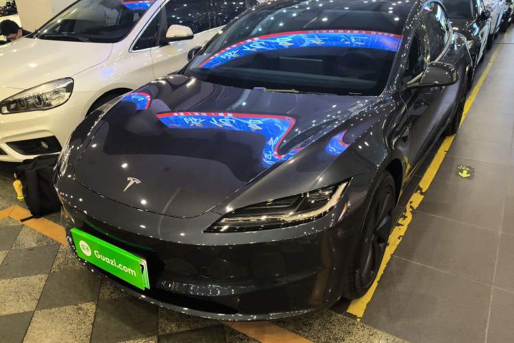 Used Tesla Model 3 2025 Rear-Wheel-Drive Version