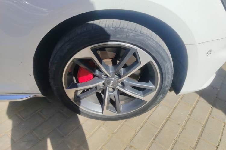 Used Audi A4L 2018 30th Anniversary Edition 45 TFSI quattro Sport model
