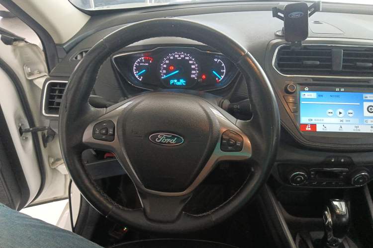 Used Ford Escort 2015 1.5L Automatic Fashion Model Steering Wheel
