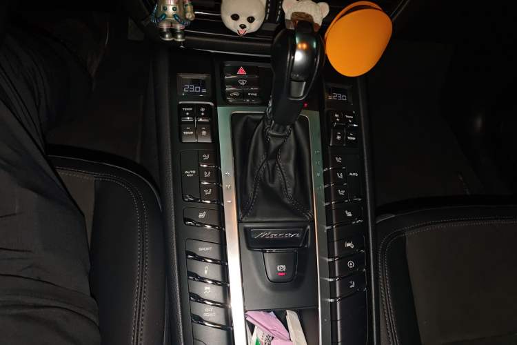 Used Porsche Macan 2018 Macan 2.0T
