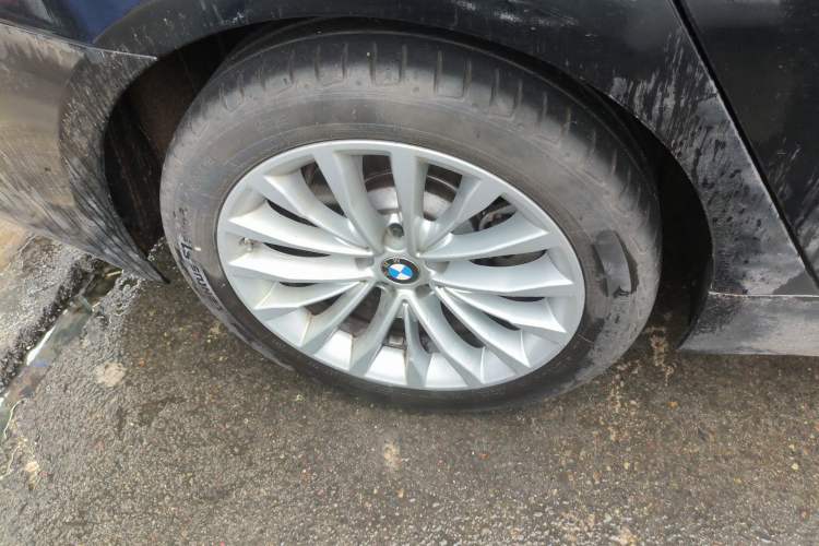 Used BMW 5 Series 2022 Second Facelift 525Li Luxury Package