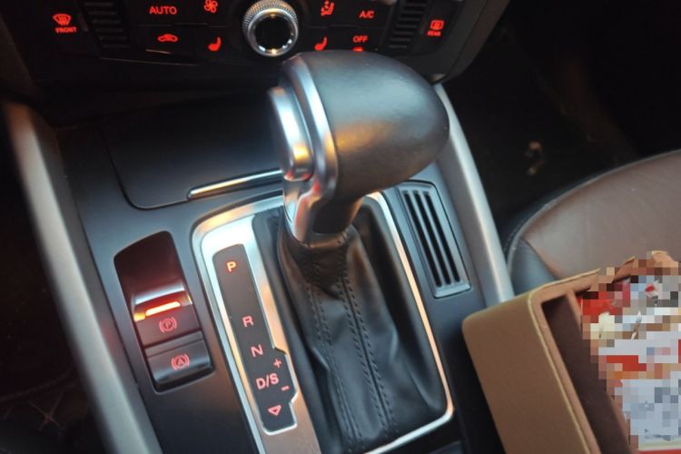 Used Audi Q5 2017 Plus 40 TFSI Ambition Model