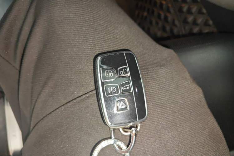 Used Jaguar F-PACE 2016 3.0 SC Four-Wheel Drive R-Sport Sport Edition
