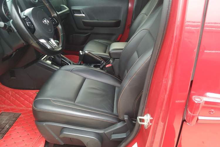 Used BAIC Off-Road BJ40 2016 2.3T Automatic Four-Wheel Drive Premium Edition Left Front Seat