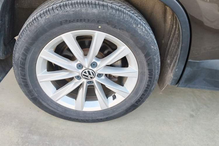 Used Volkswagen Tiguan 2016 280TSI Automatic Two-Wheel-Drive Silk Road Style Edition
