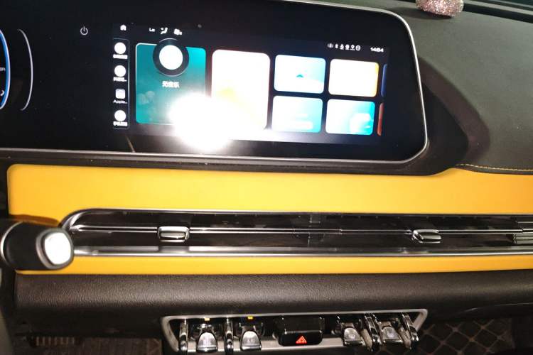 Used ORA Good Cat GT 2024 Mulan Edition 401 km Range Prestige Version 135 kW